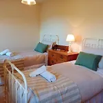Country house Villa Mogrovejo *